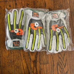 Magid White and Green T-Rex Work Gloves